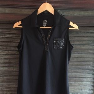 Izod women’s black golf sleeveless tank